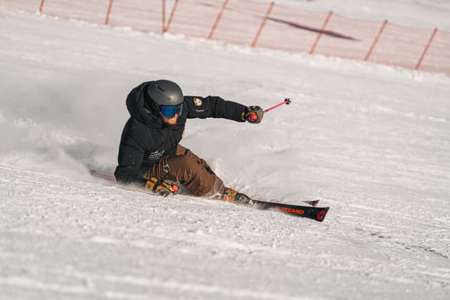 Cover image for Carving: diventa un PRO